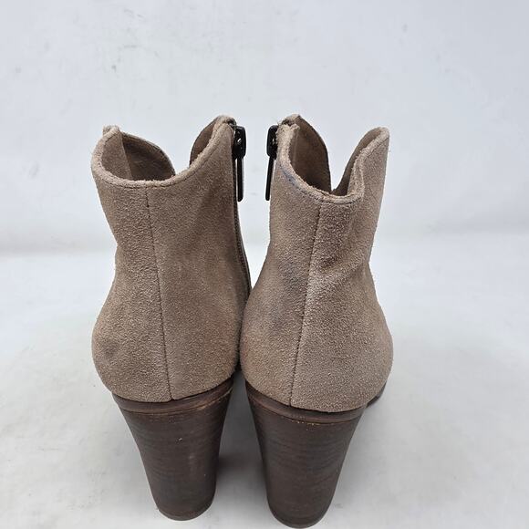 Vince Camuto Franell Suede Almond Toe Ankle Booties Womens Size 7.5 Taupe Zip - Picture 5 of 8